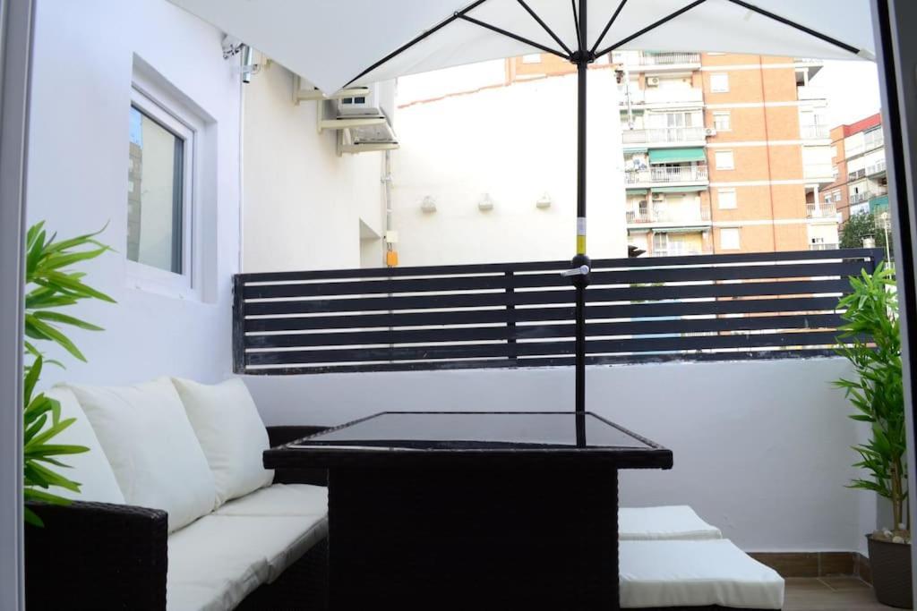 Casa En Alquiler Vacacional En อัลกาลาเดเอนาเรส ภายนอก รูปภาพ